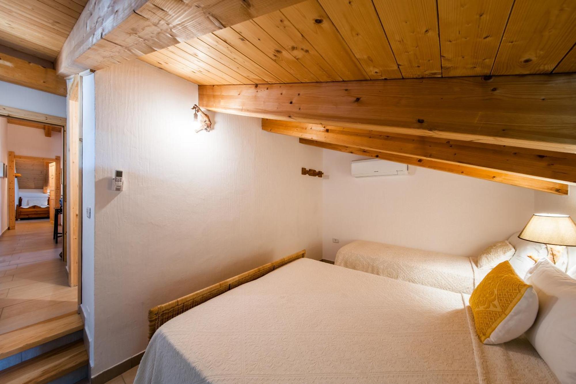 La Casa Di Mannazzotta 2 Panzió Castelsardo Kültér fotó